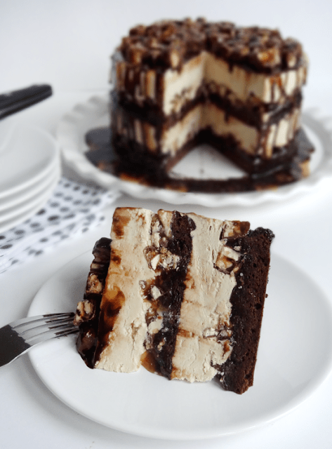 snickers_brownie_ice_cream_cake62